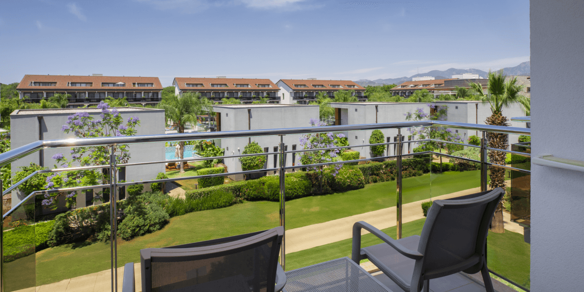 Akra Fethiye Konaklama Standart Kara Manzaralı Galeri D2