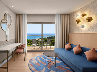 Akra Sorgun Ozel Havuzlu Deluxe Deniz Manzarali Card M3