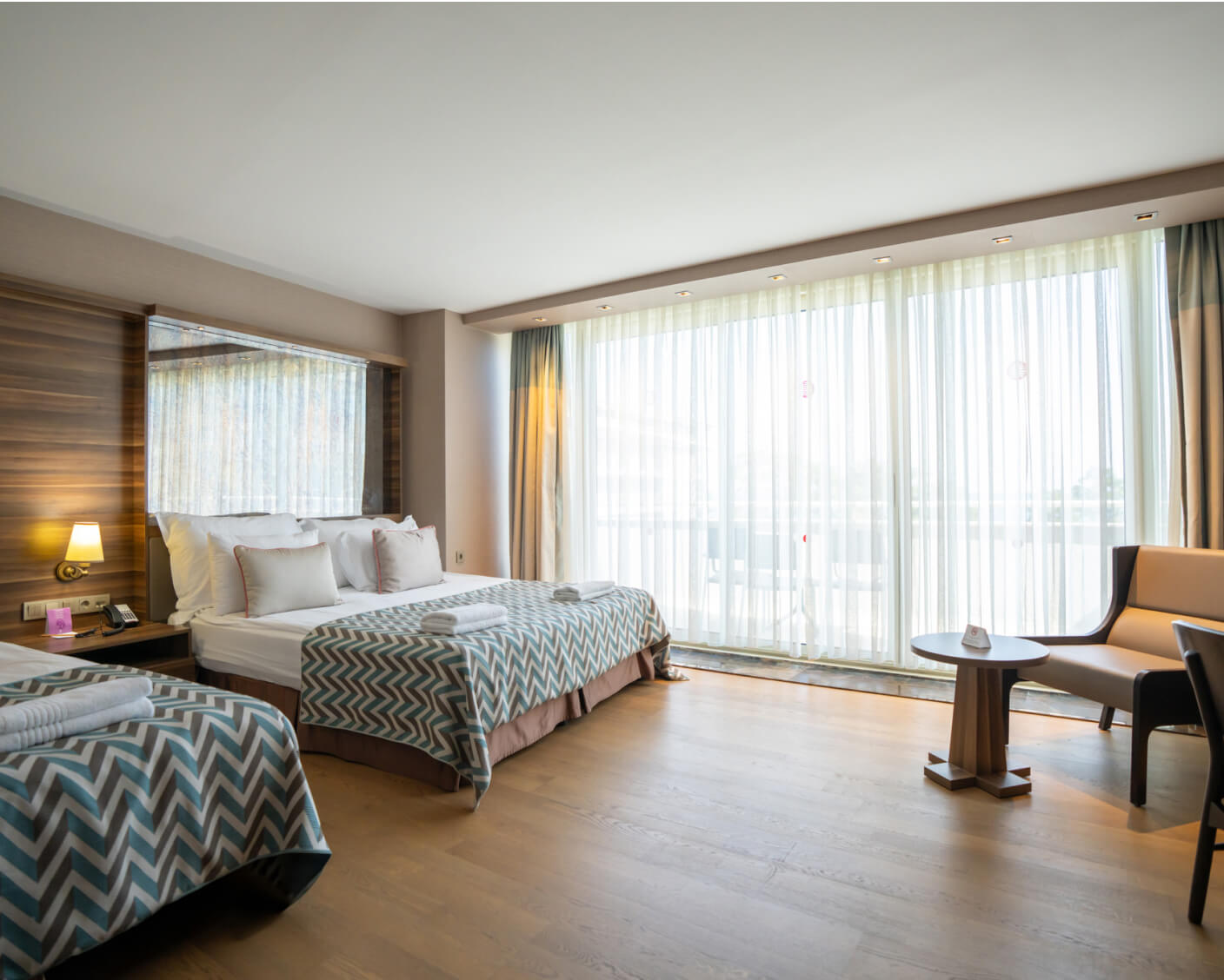 Akra Oteller Kemer Odalar Deluxe Deniz Manzaralı Card