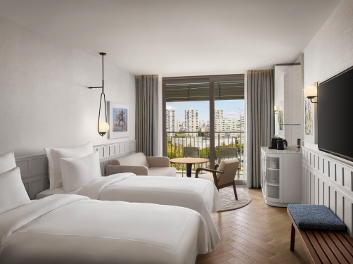 Akra Antalya Deluxe Odalar Sehir Manzaralı Card M