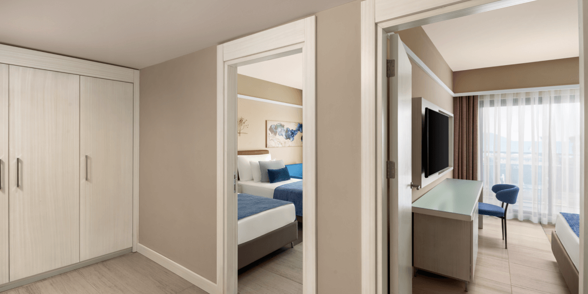 Akra Fethiye Konaklama Yandan Deniz Manzaralı Aile Odası Galeri D2