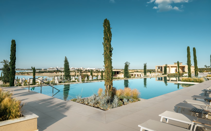 AKD_BeachPool_Slider_Seawater-Pool5.jpg