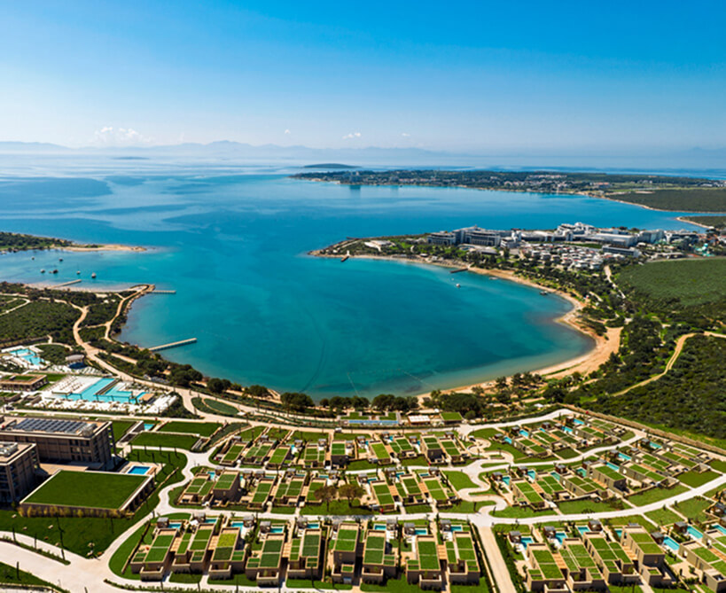 akra-didim-plaj-ve-havuzlar-slider-section.jpg