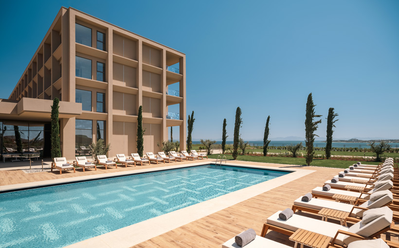 AKD_IndoorPool-1.jpg